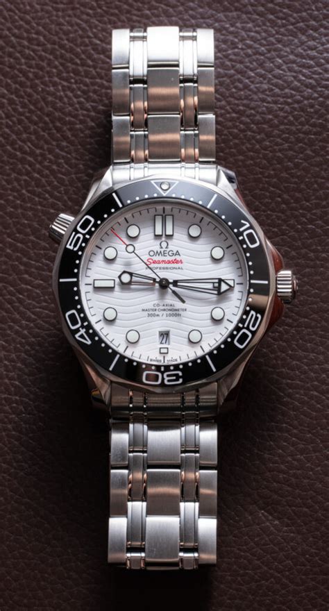 omega seamaster 300m white dial review